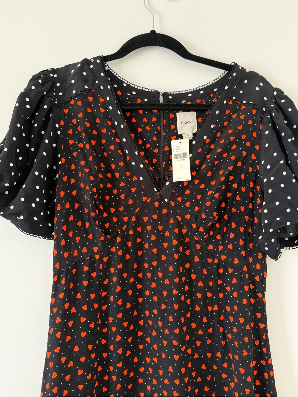 Black & Red Heart Print Midi Dress • Puff Sleeve Romantic Dress - Picture 5 of 8